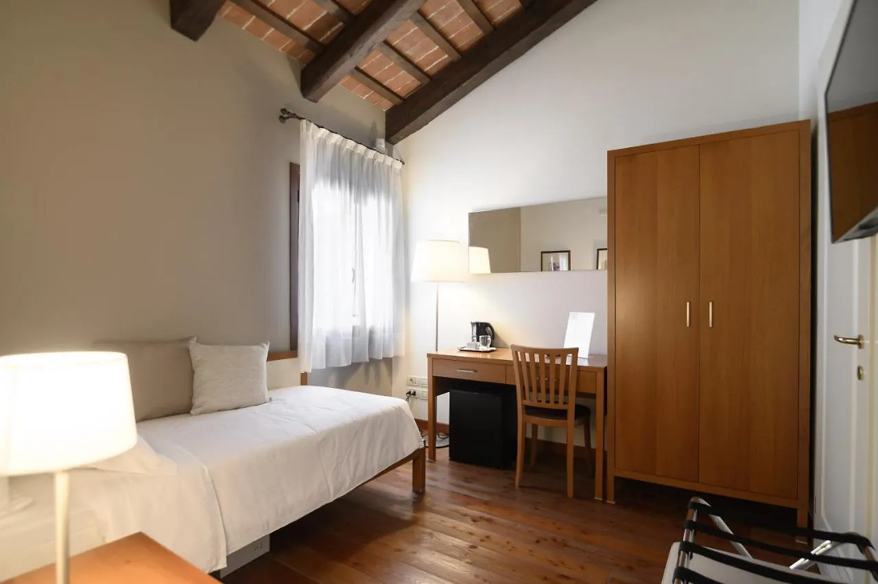 Le Camere Di Villa Ca Zenobio Castagnole Guest house