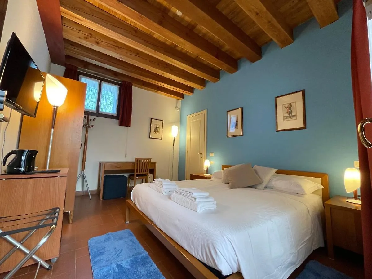 Guest house Le Camere Di Villa Ca Zenobio Castagnole Italy